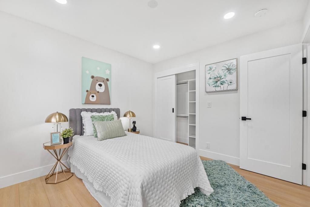 Image 16 of property listing at 6924 Bollinger Road, San Jose, CA 95129