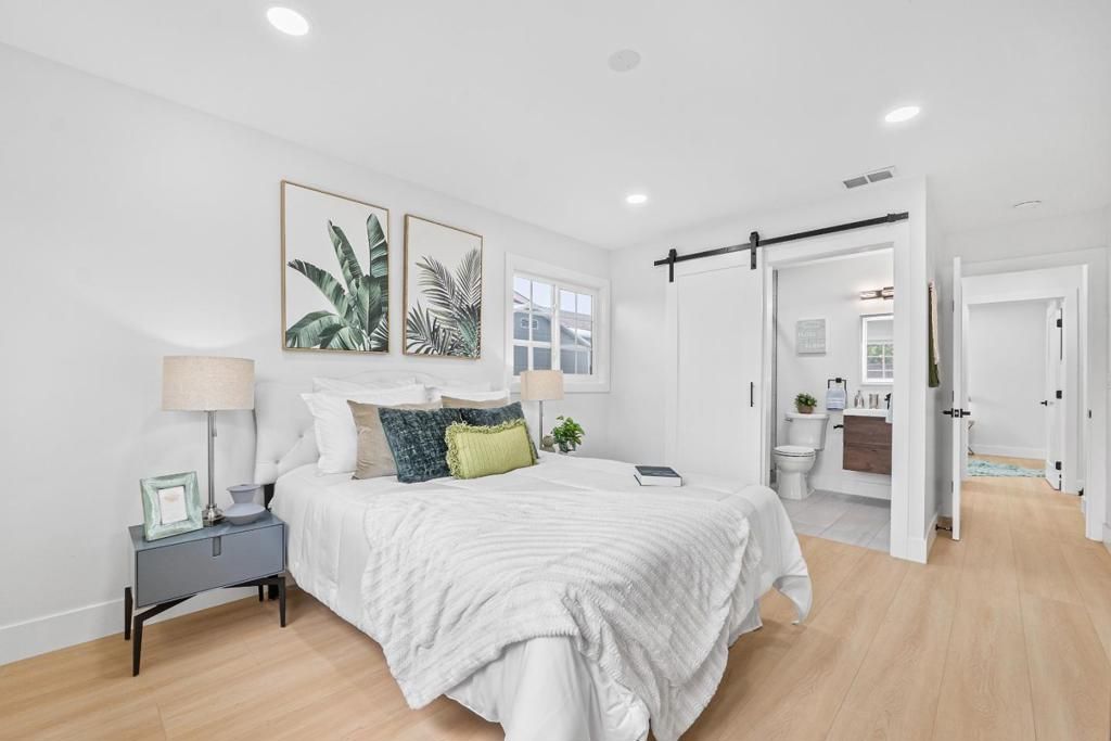 Image 21 of property listing at 6924 Bollinger Road, San Jose, CA 95129