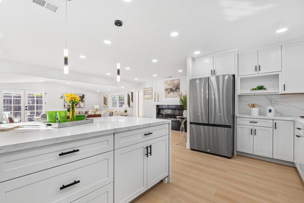 Image 27 of property listing at 6924 Bollinger Road, San Jose, CA 95129