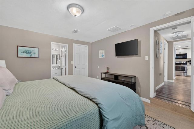 3720 W ELROD AVENUE, Tampa, FL 33611