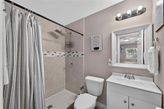 3720 W ELROD AVENUE, Tampa, FL 33611