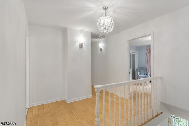 596 Terhune Dr, Wayne Twp., NJ 07470