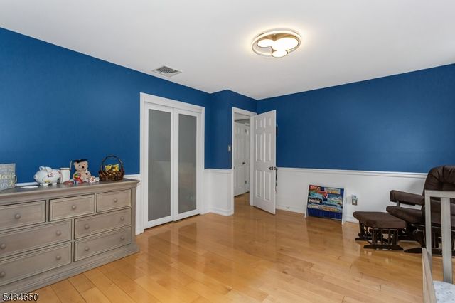 596 Terhune Dr, Wayne Twp., NJ 07470