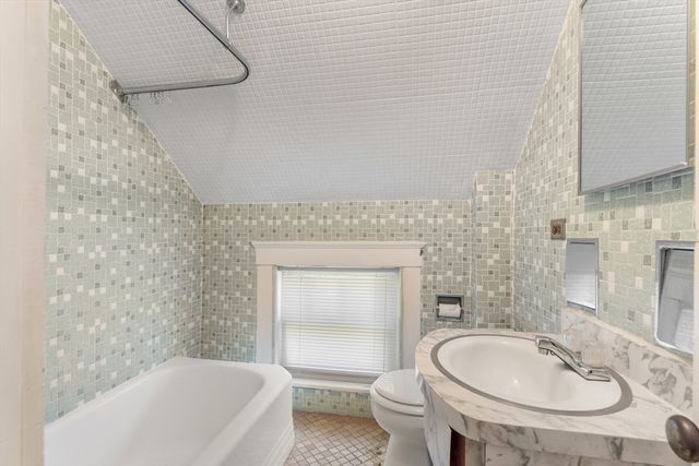 278 Purchase Street, Milford, MA 01757