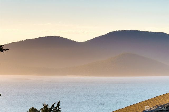 1608 Georgia Place, Anacortes, WA 98221