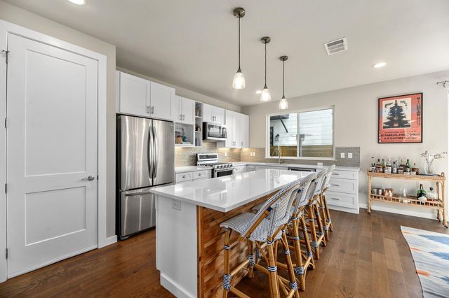 1807 Haskell ST A, Austin, TX 78702
