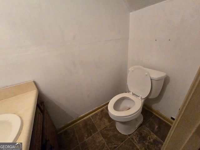 1685 Hunting Creek Drive SE, Conyers, GA 30013