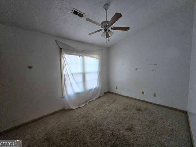 1685 Hunting Creek Drive SE, Conyers, GA 30013