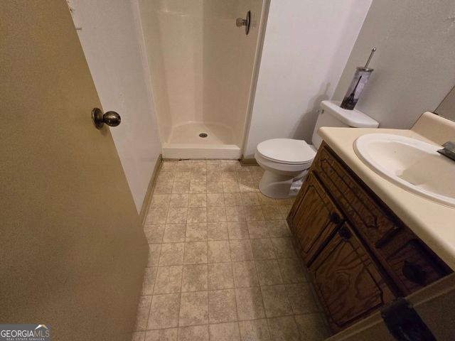 1685 Hunting Creek Drive SE, Conyers, GA 30013