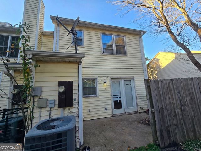 1685 Hunting Creek Drive SE, Conyers, GA 30013