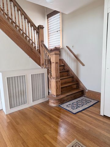 1270 Randolph Avenue, Saint Paul, MN 55105