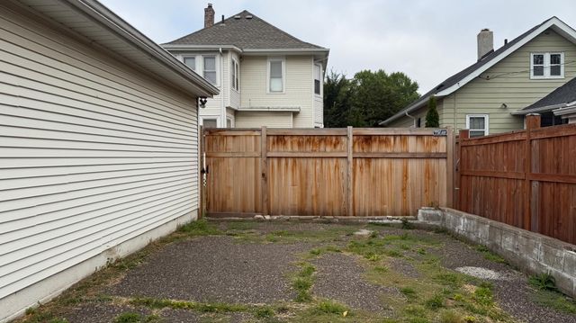 1270 Randolph Avenue, Saint Paul, MN 55105