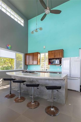 160 CALLE COLINA, Vieques, PR 00765