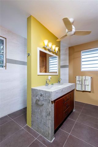 160 CALLE COLINA, Vieques, PR 00765