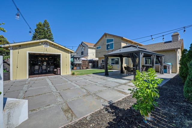 1010 Baquera Ct, Roseville, CA 95678
