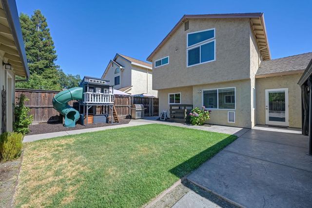 1010 Baquera Ct, Roseville, CA 95678