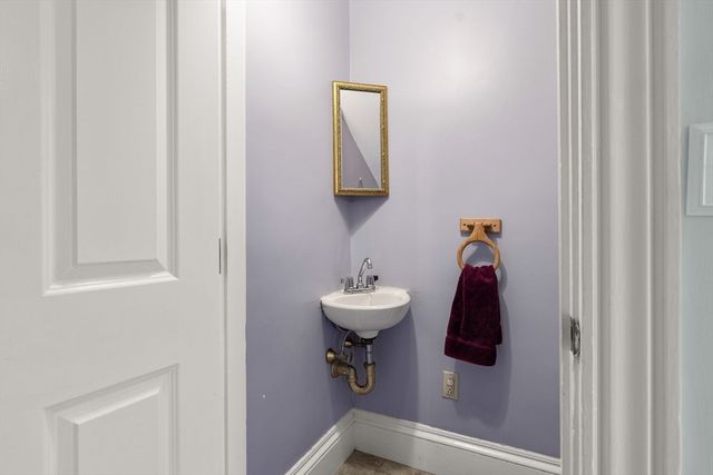 46 Warwick Street, Quincy, MA 02170
