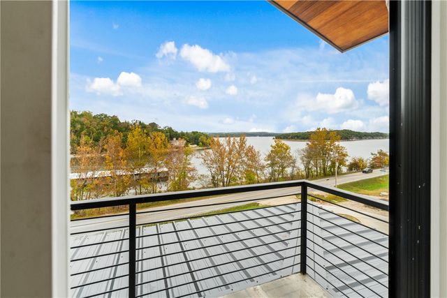 16103 & 16107 E Highway 12, Rogers, AR 72756