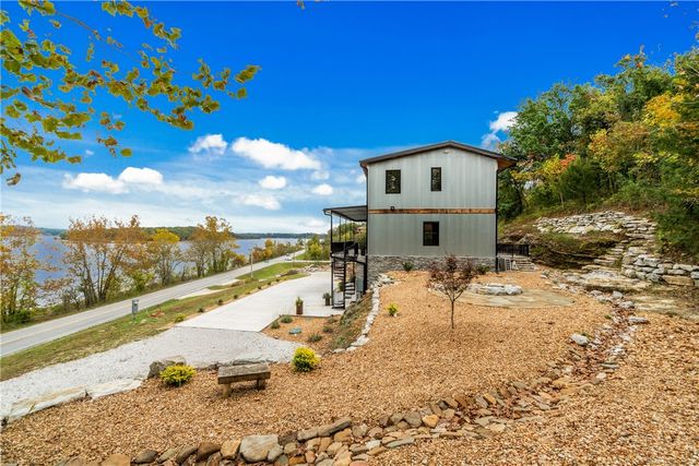 16103 & 16107 E Highway 12, Rogers, AR 72756