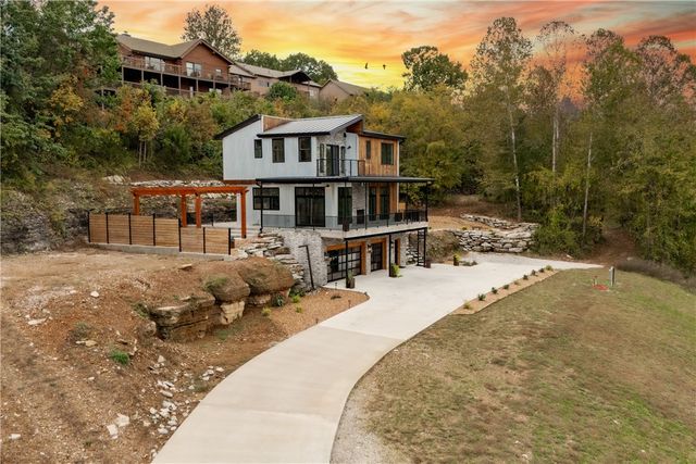 16103 & 16107 E Highway 12, Rogers, AR 72756