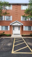1348 S Lorraine Road E, Wheaton, IL 60187