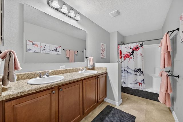 24529 WOODHILL COURT, Sorrento, FL 32776