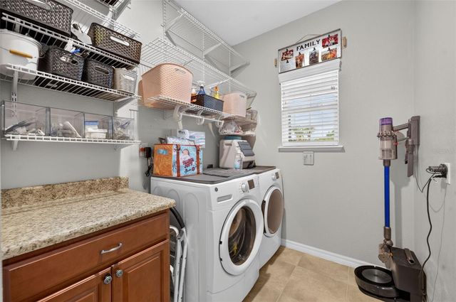 24529 WOODHILL COURT, Sorrento, FL 32776