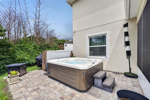 24529 WOODHILL COURT, Sorrento, FL 32776