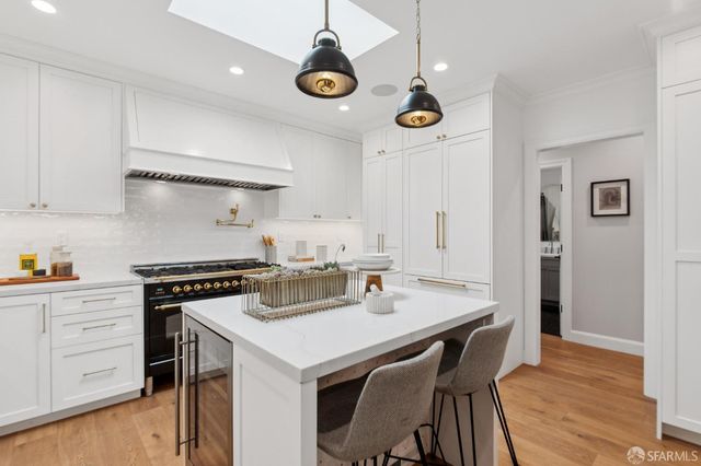 1427 21st Avenue, San Francisco, CA 94122