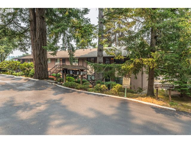 5005 Sw MITCHELL St 13, Portland, OR 97221