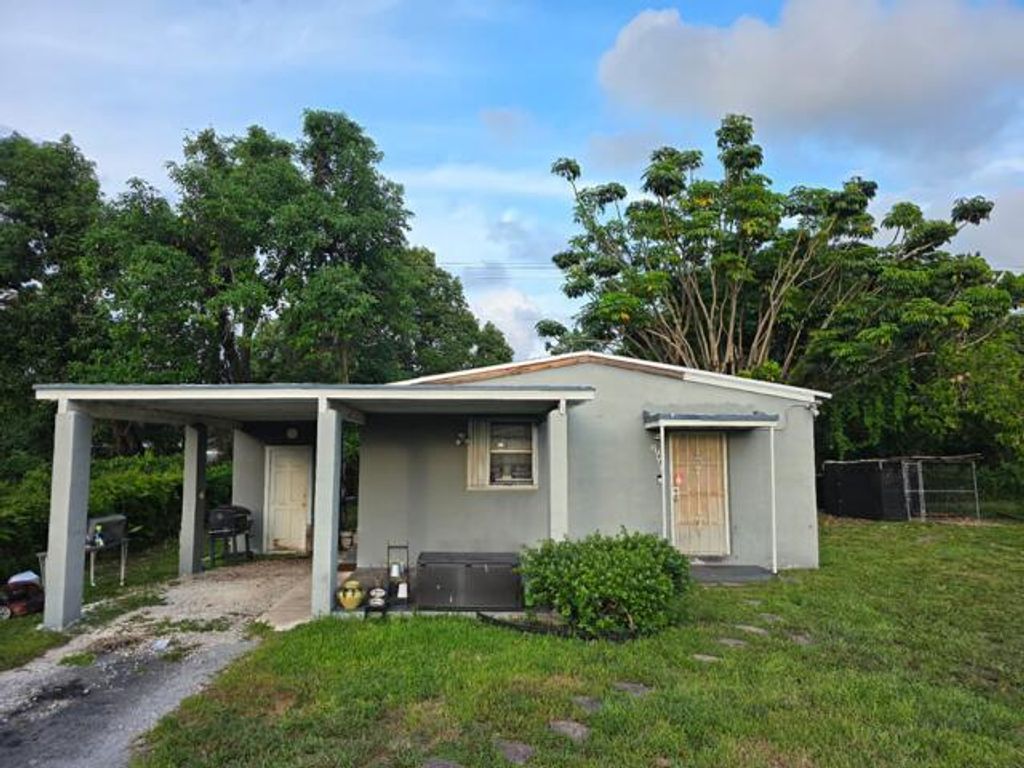 17961 NW 5th Avenue, Miami Gardens, FL 33169