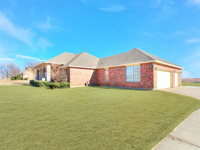 20300 Antler Farms Drive, Edmond, OK 73012