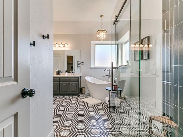 20300 Antler Farms Drive, Edmond, OK 73012