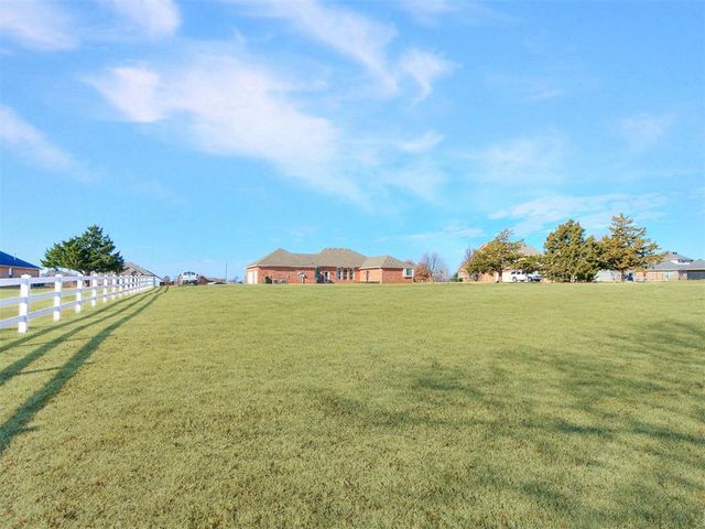 20300 Antler Farms Drive, Edmond, OK 73012