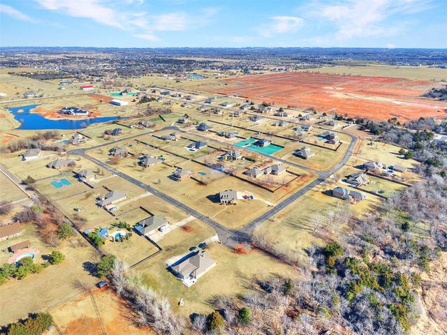 20300 Antler Farms Drive, Edmond, OK 73012