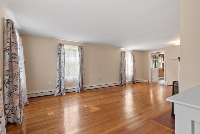 1218 Main St, Leominster, MA 01453