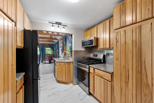 1218 Main St, Leominster, MA 01453