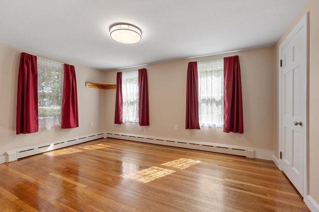 1218 Main St, Leominster, MA 01453