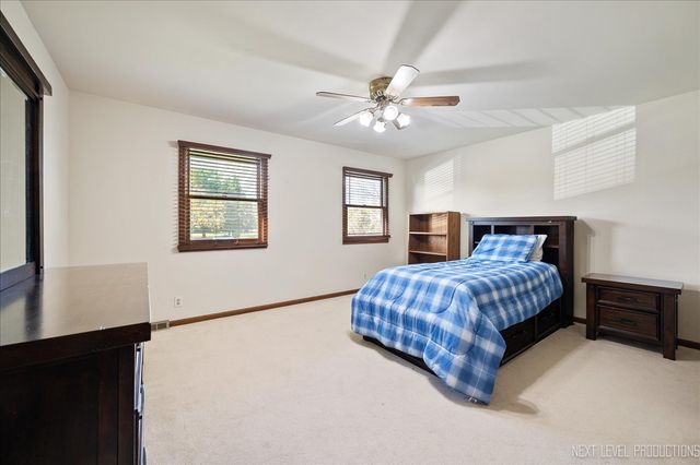 39W955 Deer Run Drive, St. Charles, IL 60175