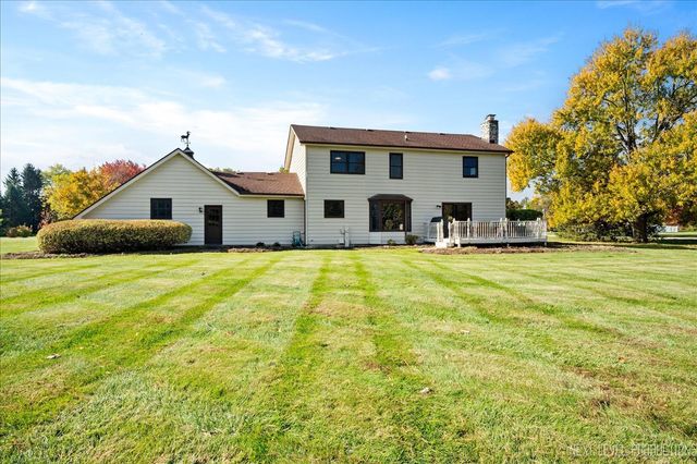 39W955 Deer Run Drive, St. Charles, IL 60175