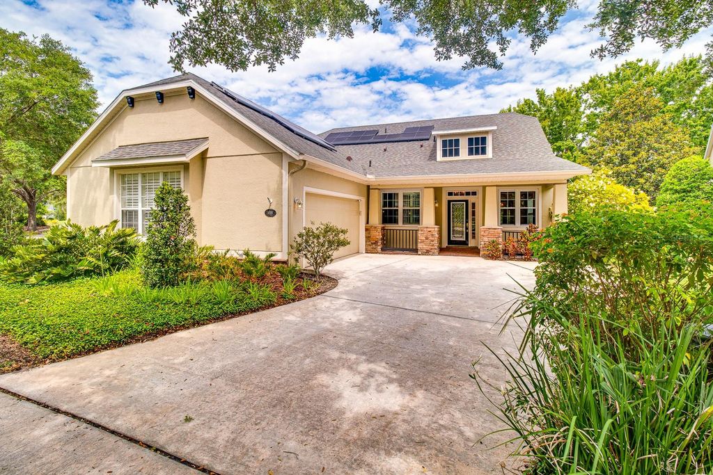 1018 HERON POINT CIRCLE, Deland, FL 32724