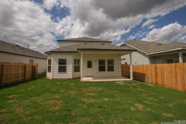 6746 Red Buffalo Trail, San Antonio, TX 78253