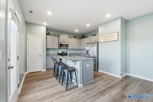 159 Story Ray Drive, New Market, AL 35761