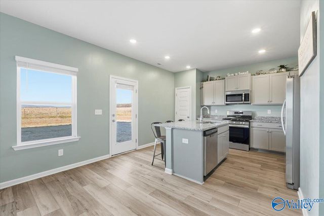 159 Story Ray Drive, New Market, AL 35761