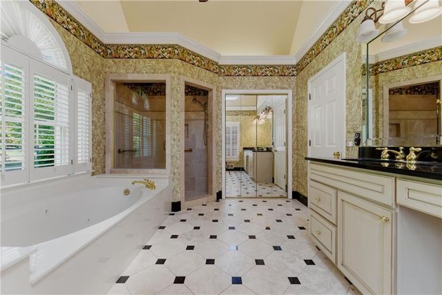 1911 Leonidas Trail NW, Marietta, GA 30064