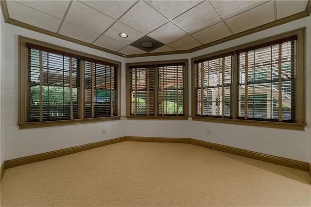 1911 Leonidas Trail NW, Marietta, GA 30064