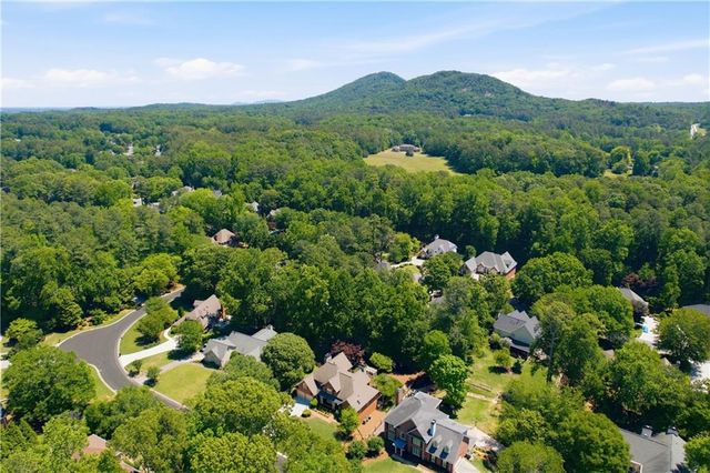 1911 Leonidas Trail NW, Marietta, GA 30064