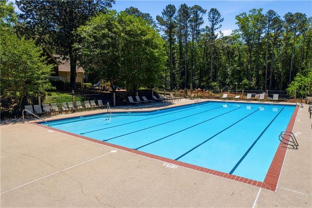 1911 Leonidas Trail NW, Marietta, GA 30064