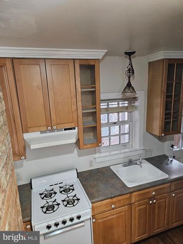 801 S BETHEL ST, Baltimore, MD 21231