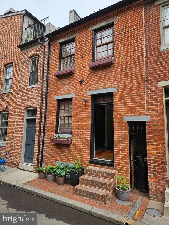 801 S BETHEL ST, Baltimore, MD 21231